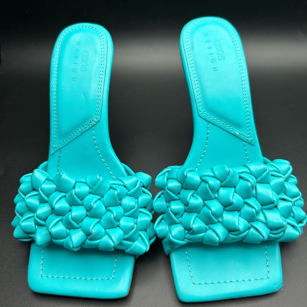 CSOS Design Women’s Leather Teal Square Toe Sandals Size 5 NWOT
